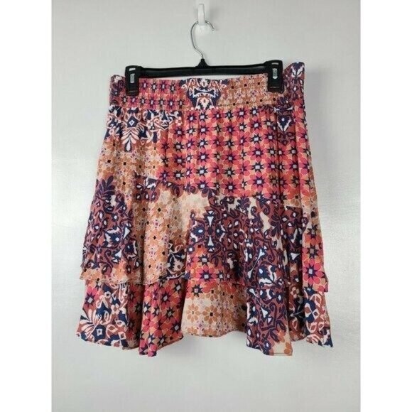 CAbi Floral Patchwork Isabel Mini Skirt Womens Size Medium Pink Ruffle BOHO 5053 - Picture 4 of 6
